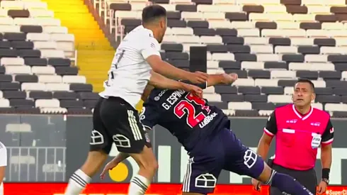 Suazo metió un codazo y terminó expulsado