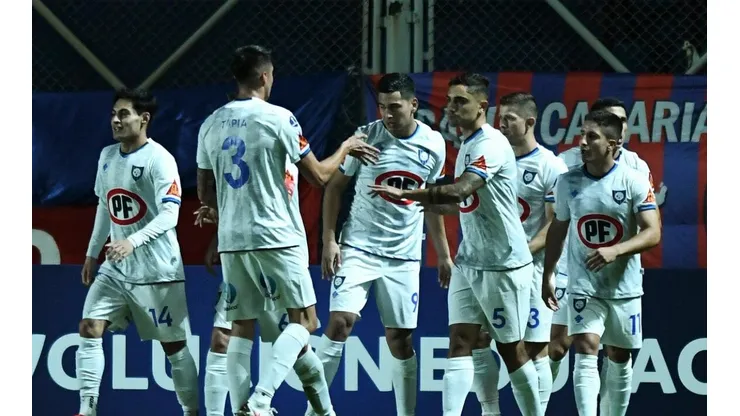 Huachipato ya dio el primer golpe y ahora va por el segundo. Para seguir con vida debe ser el líder de su grupo.
