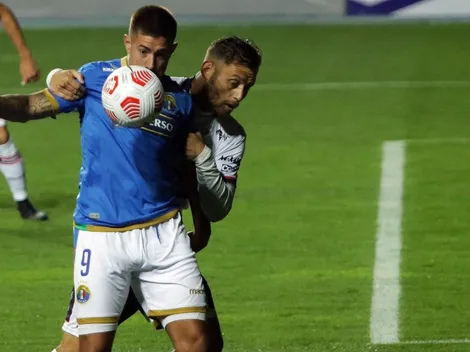 Audax gana y le quita el liderato a Colo Colo