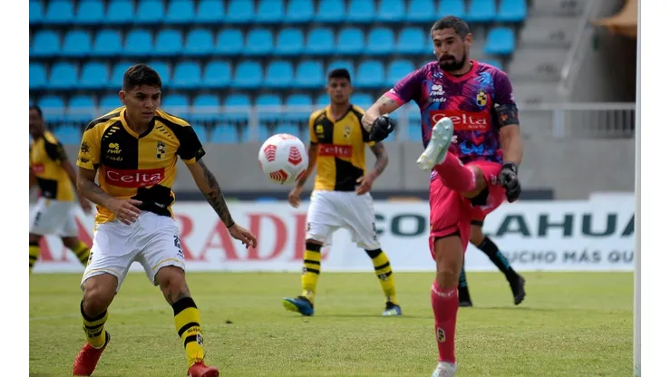 Coquimbo recibe a Magallanes en su primer partido como local.