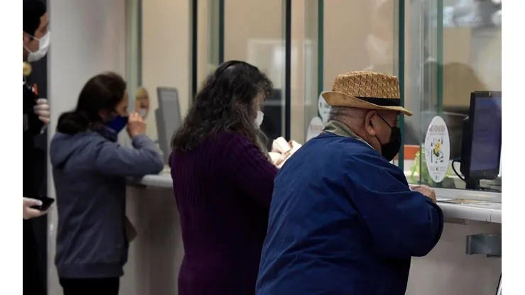 Los pagos también pueden llegar a pensionados.