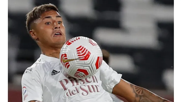 Gaete vuelve a perder terreno en Colo Colo en la previa del superclásico contra la U.