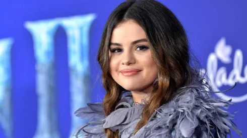 Selena Gomez sorprende con radical cambio de look: