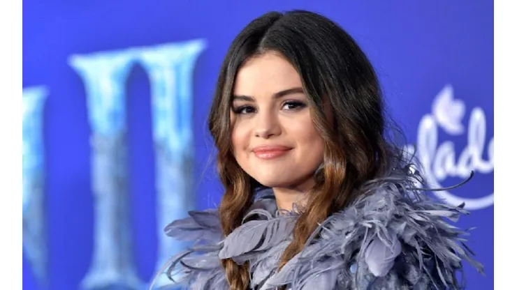 Selena Gomez sorprende con radical cambio de look: