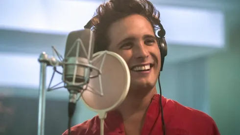 Diego Boneta se está luciendo como el Sol de México en diferentes puntos de su carrera, para protagonizar Luis Miguel, la serie.