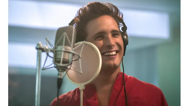 Diego Boneta se está luciendo como el Sol de México en diferentes puntos de su carrera, para protagonizar Luis Miguel, la serie.