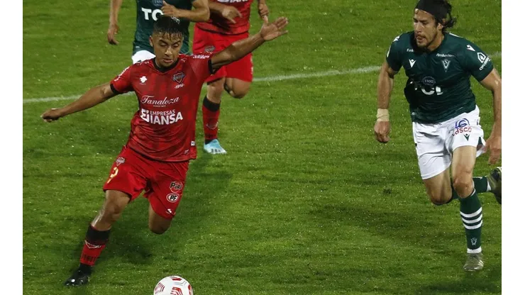 Wanderers en crisis con cuatro derrotas en cuatro partidos: polémico triunfo de Ñublense.