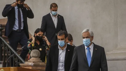 Presidente Sebastián Piñera y sus ministros