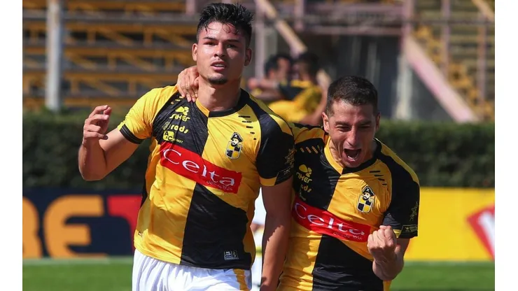 Otro valor que se sumó a Coquimbo Unido fue Carlos Carmona. El formado en el pirata volvió con la misión de subir a Primera División.