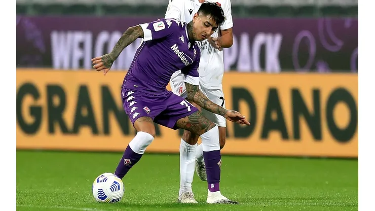 Erick Pulgar tuvo una nueva buena actuación en el encuentro que igualaron Fiorentina y Juventus por la liga italiana
