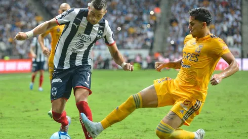 Clásico de alto impacto y con mucho por jugarse. Los Rayados necesitan el triunfo para asegurar el paso a cuartos de manera directa.
