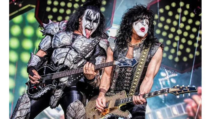 Paul Stanley y Gene Simmons de KISS.