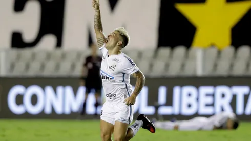 Soteldo es figura en el Santos de Brasil