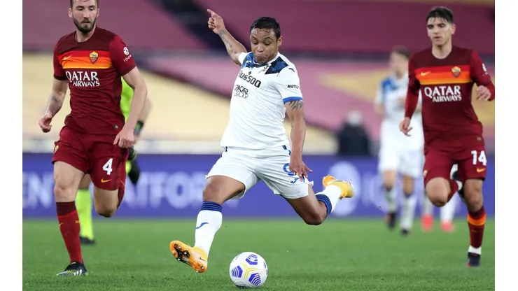 Atalanta empata contra Roma y el Inter de Alexis y Vidal se acercan otro poco al título.
