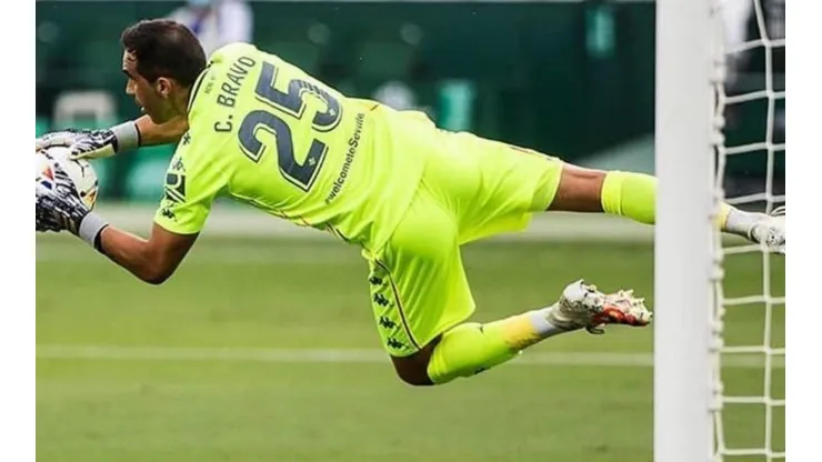Bravo fue la figura en el empate sin goles del Real Betis con Athletic Club.