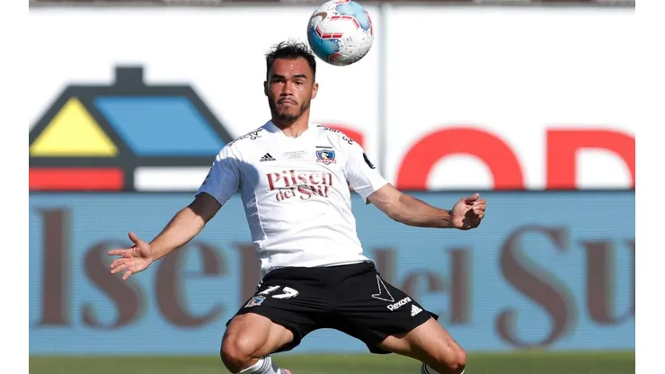 Suazo asoma como titular en Colo Colo para jugar el Superclásico ante la U.