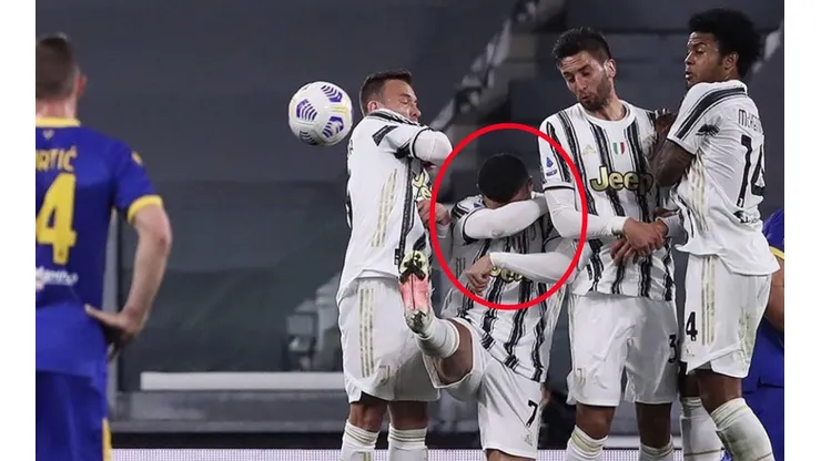 Cristiano Ronaldo no saltó en el tiro libre del Parma que terminó en gol
