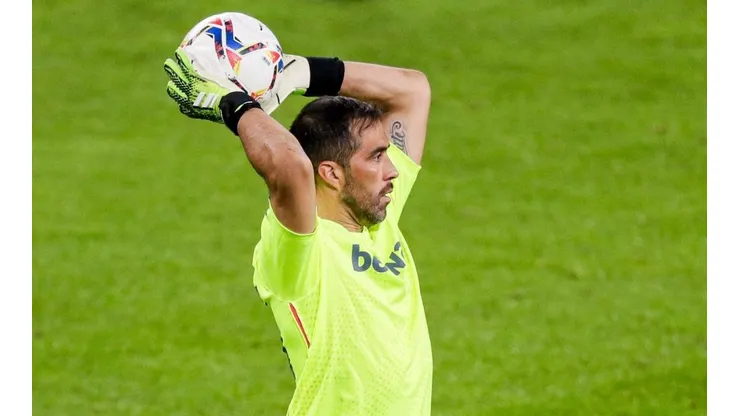 Bravo estuvo impecable en el Betis