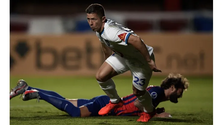 Con gol de Cris Martínez, Huachipato ganó a San Lorenzo en su debut en la Copa Sudamericana.