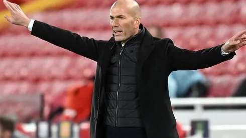 Zidane "no se moja" y elude opinar sobre la polémica Superliga que encabeza el Real Madrid.