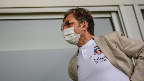 Aníbal Mosa seguirá en la directiva de Colo Colo pese a intenciones de vender sus acciones.