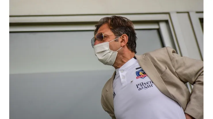 Aníbal Mosa seguirá en la directiva de Colo Colo pese a intenciones de vender sus acciones.