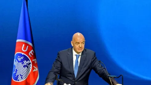 Infantino también reprobó la realización de la Superliga