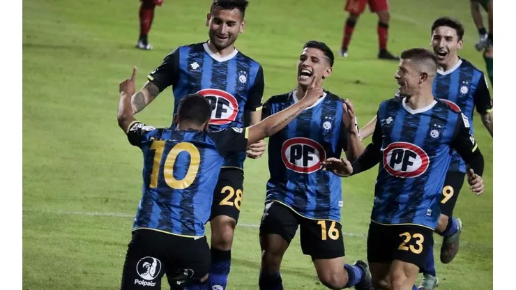 Huachipato viene envalentonada tras derrotar en un partidazo a Ñublense por el campeonato Nacional.