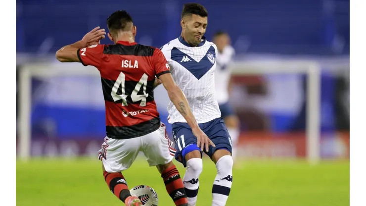 Flamengo e Isla vencen a Vélez Sarsfield y Pablo Galdames en Copa Libertadores.