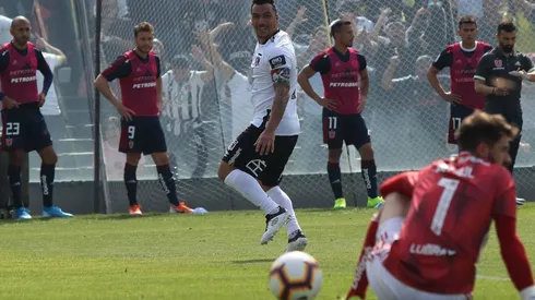 Paredes celebró como un hincha más el aniversario 96 de Colo Colo