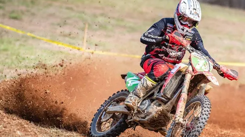 El chileno de Honda registró 2:58’47”257.