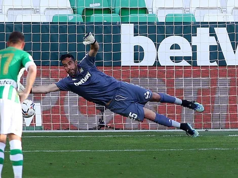 Prensa española culpa a Bravo por el primer gol del Valencia