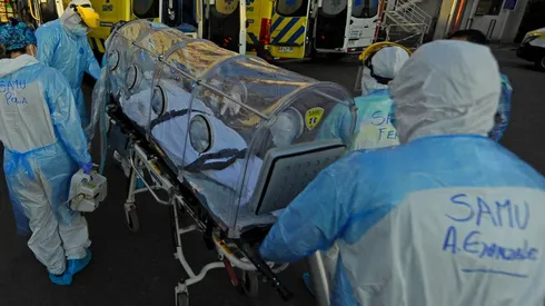 Debido a la contingencia se traslada a pacientes vía aérea a otras regiones del país