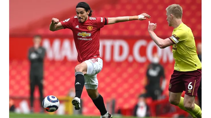 Edinson Cavani selló la gran victoria del Manchester United.