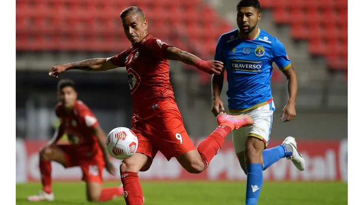 Unión La Calera quiere revancha por el torneo perdido la temporada pasada y va invicto.