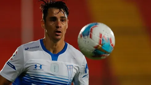 Los Cruzados ganan por 2-0 a los Torteros.