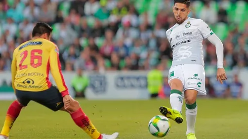 Diego Valdés era una de las figuras del Santos Laguna antes de sufrir una fractura en el pie derecho