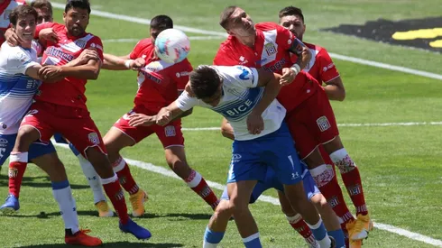 Cruzados y Torteros chocarán en la precordillera.