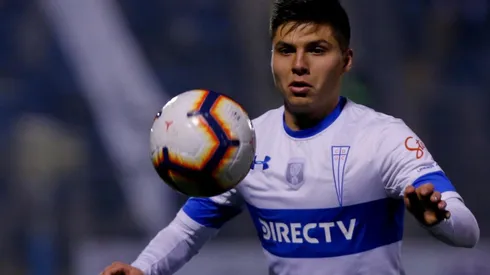 El lateral sueña jugar en la Premier League y defender los colores de La Roja.