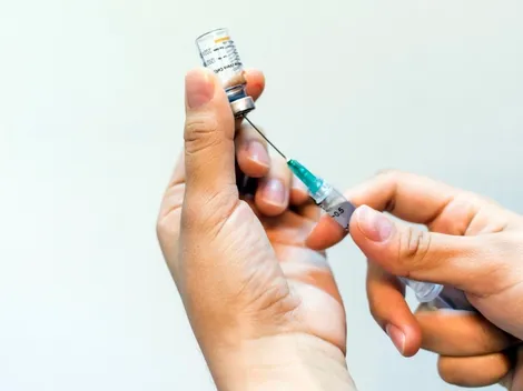 Minsal reporta 7.590 casos diarios y efectividad de Sinovac llega al 67%