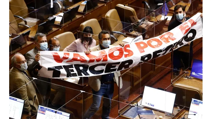 Tercer retiro es aprobado en la Cámara