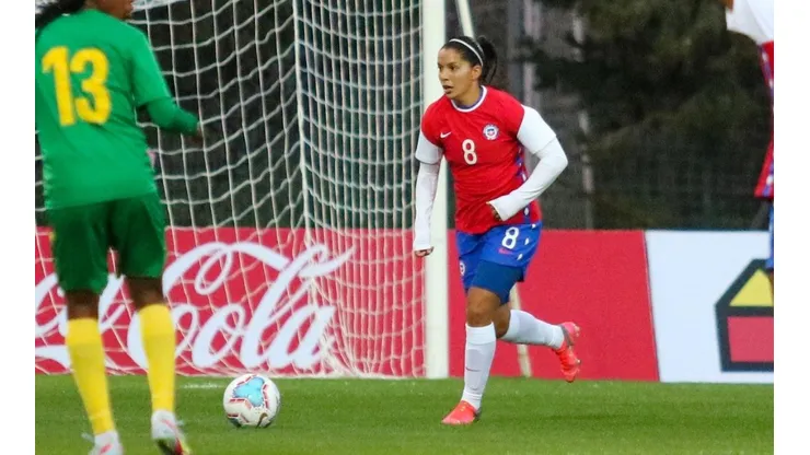 Karen Araya aprueba a Tiane Endler como abanderada de Chile en los Juegos Olímpicos de Tokio.