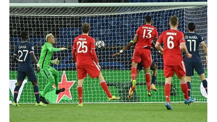 El gol del 0-1 parcial para el Bayern contra PSG por la Champions League.