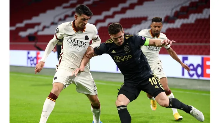 Ajax deberá salir a ganar el partido en Roma tras caer por 2-1 en Holanda.