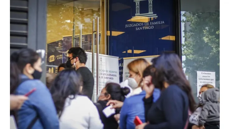 Quienes adeuden en materia de pensión alimenticia podrían ver retenido el 75% del monto del beneficio.