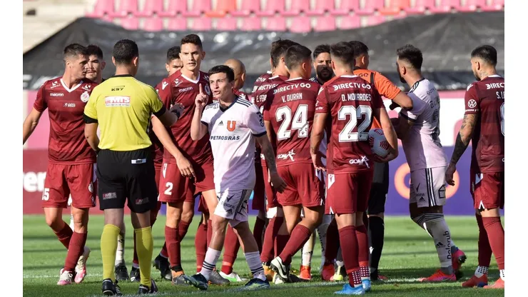 La Serena y la U firmaron un empate sin goles en La Portada.