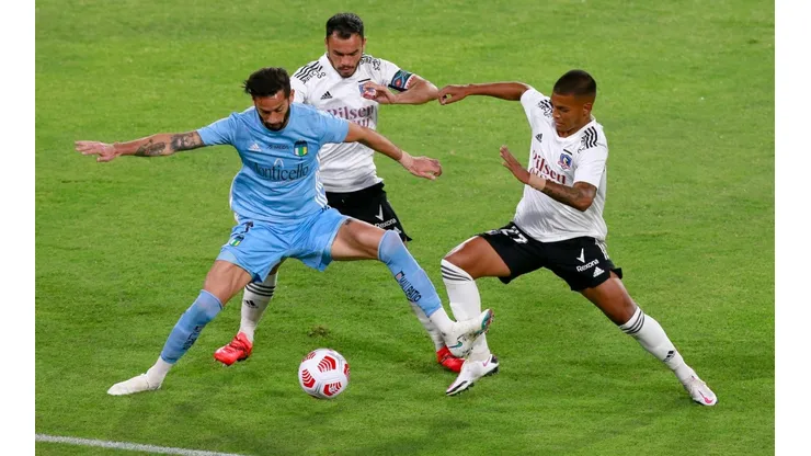 Colo Colo y O'Higgins en su partido en el estadio Monumental.