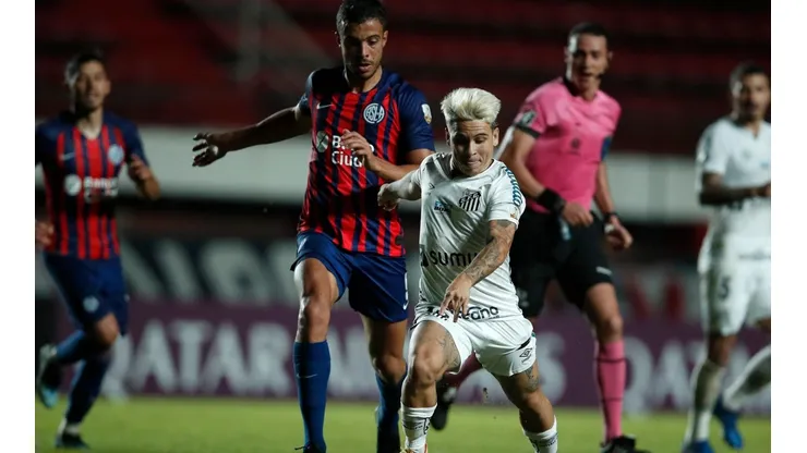 Santos tiene la primera opción de avanzar a la fase de grupos de la Copa Libertadores.