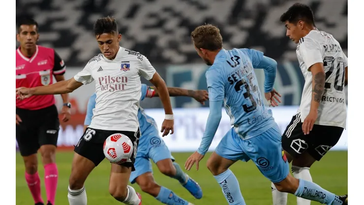 O'Higgins le arruinó a la racha a Colo Colo y Matías Zaldivia comprometió aún más a su equipo en defensa.