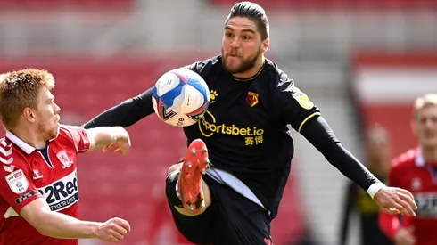 Francisco Sierralta vive una gran temporada en el Championship.